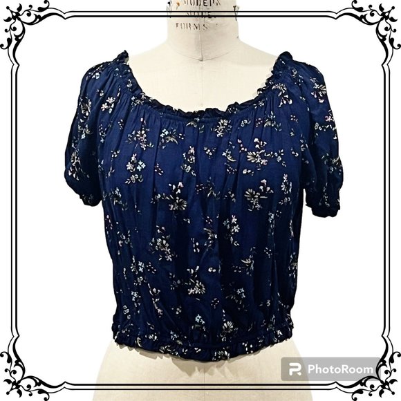 COZY CASUAL Off-The-Shoulder Floral Crop Blouse - Size M - Picture 1 of 7
